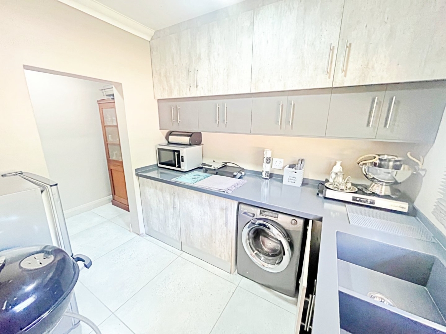 Commercial Property for Sale in Broederstroom North West